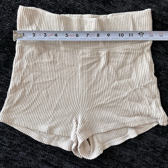 A&F Cozy Lounge Tap Shorts | Lounge and Pajama Shorts | Matching Top Available - Picture 7 of 9